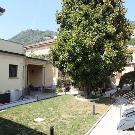 Magnolia Lake Como City Center Free Parking Luaran gambar