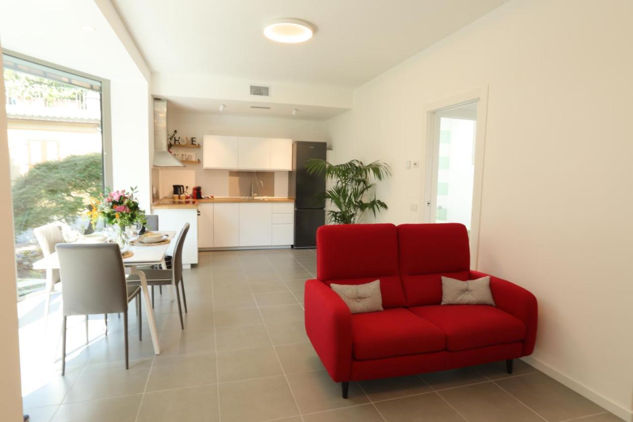 Magnolia Lake Como City Center Free Parking Luaran gambar